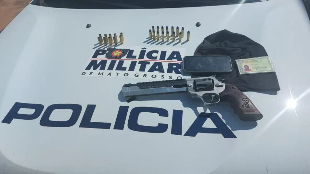 Hóspede é Detido em Nova Lacerda com Arma e Munições Sem Documentação