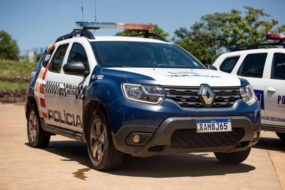 Homem é Preso em Campos de Júlio por Violência Doméstica Após Denúncia do Filho